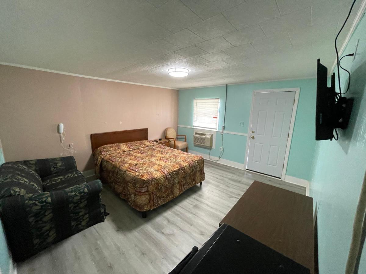Pinelodge Motel Baxley Dış mekan fotoğraf