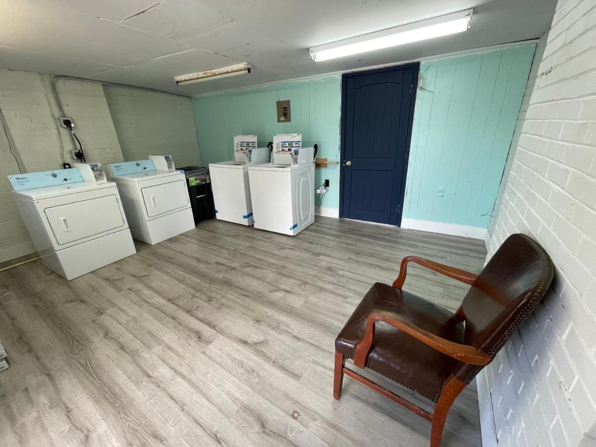 Pinelodge Motel Baxley Dış mekan fotoğraf