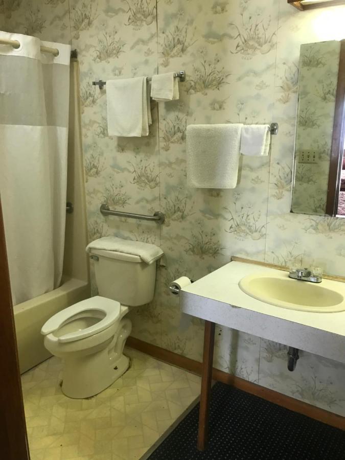Pinelodge Motel Baxley Dış mekan fotoğraf