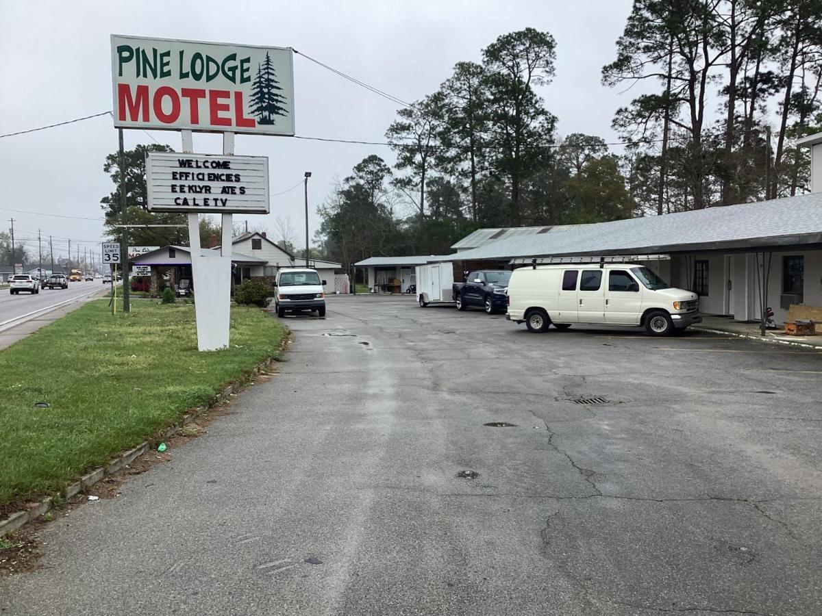 Pinelodge Motel Baxley Dış mekan fotoğraf
